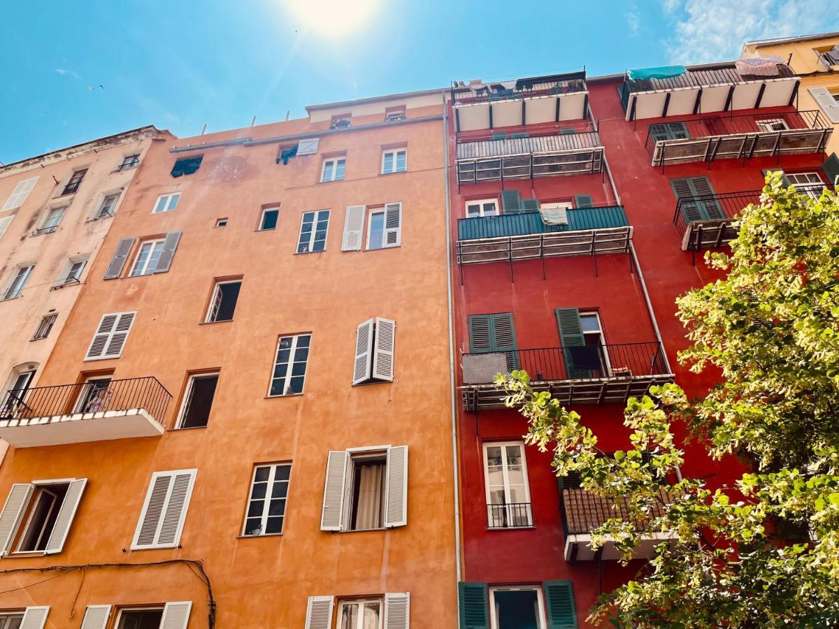 Pepites Bastiaises Vatta Roof Jacuzzi Vue Vieux Port *